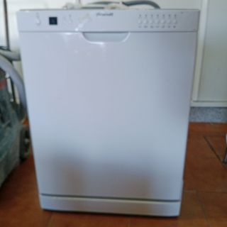 Lavavajillas casi nuevo