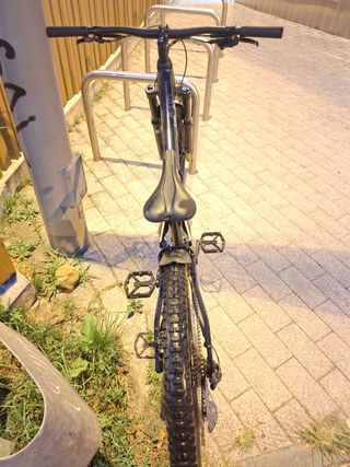 Bici Ghost Essential doble suspensión 