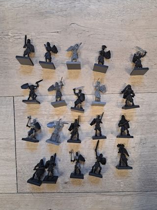 20 miniaturas Esqueletos Mantic