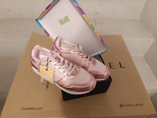 Tenis Mustang rosa talla 36