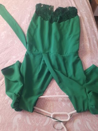 Vestido verde fruncido