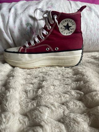 Converse rojas 