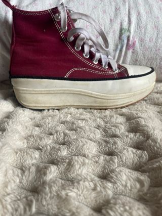 Converse rojas 
