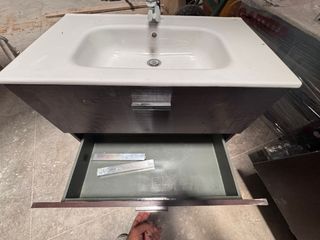 Mueble baño con lavabo