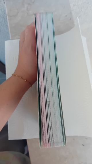 Libro Clio make-up + gomma rossetto in omaggio