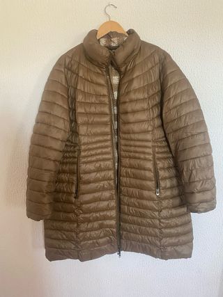 Chaqueta roja acolchada