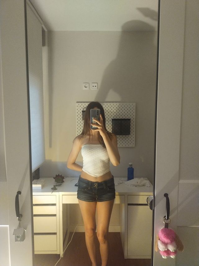 Top blanco de punto trenzado Bershka