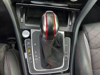 Volkswagen Golf 2.0 TSI GTI