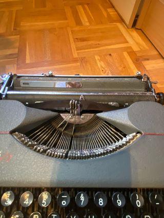Máquina escribir Hermes vintage