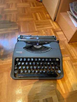 Máquina escribir Hermes vintage