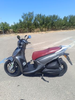 Scooter Kymco People S 125cc Gris