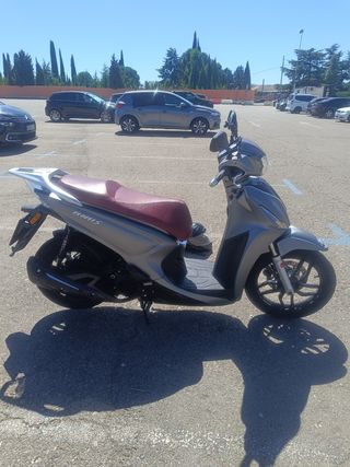 Scooter Kymco People S 125cc Gris
