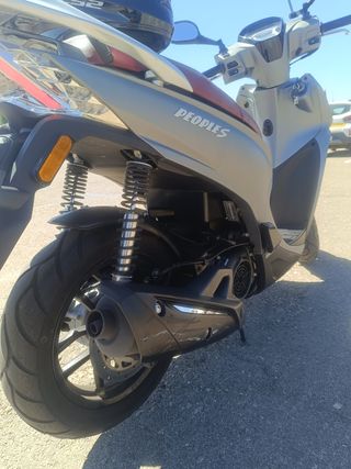 Scooter Kymco People S 125cc Gris