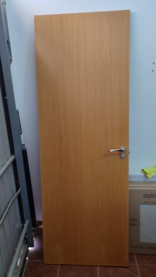 Puerta interior madera