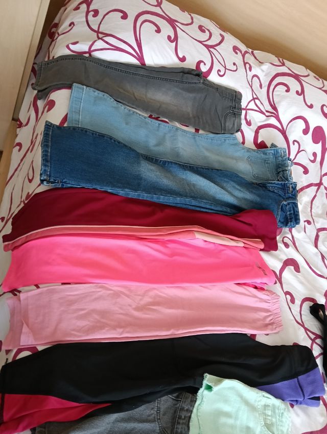 4 Faldas niña talla 8