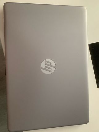 Portátil HP 255 G8 - Plata