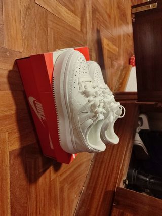 Nike Air Force 1 blancas