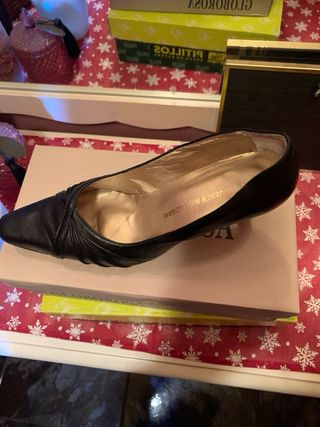 Zapatos S. MENDIZABAL negros