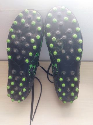 Zapatillas Puma Fútbol Tacos - ¡Como Nuevas!