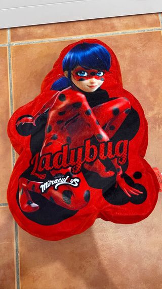 12 Peluches Variados