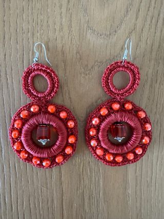 Orecchini crochet rossi