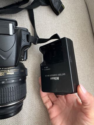 Cámara Nikon D3200 negra