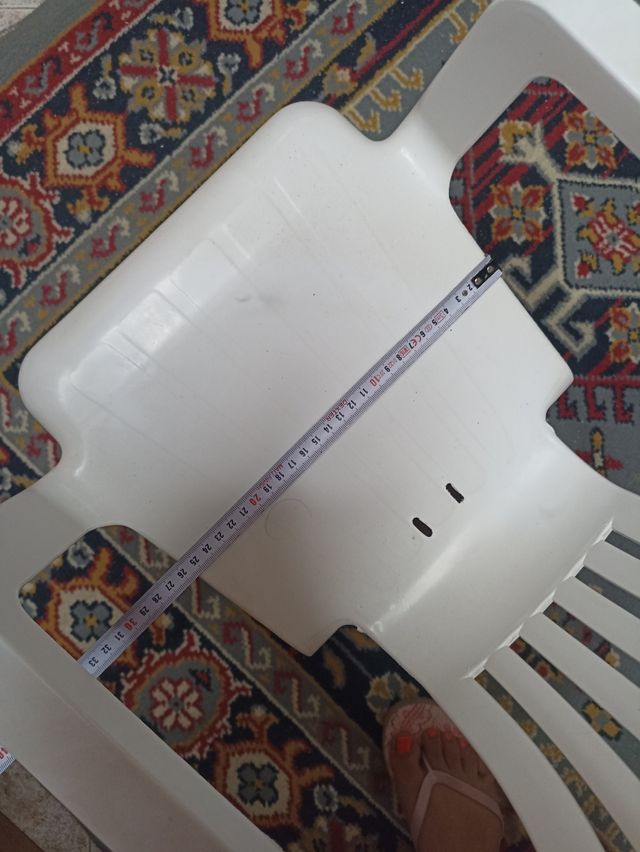 Silla blanca plástico para niños