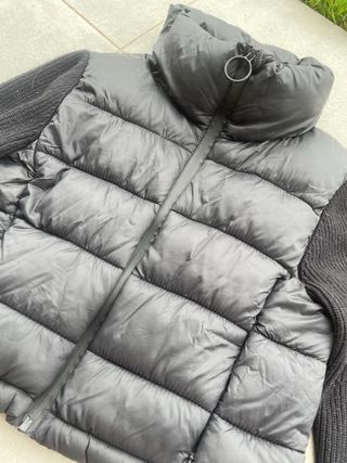 Chaqueta Stradivarius (Chaleco con mangas) Negra 