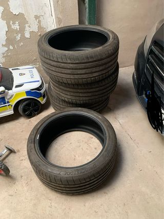 Neumáticos Bridgestone 265/45/21