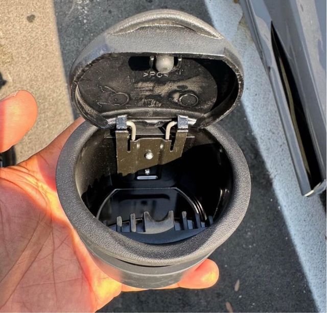 Posacenere Ford: nuovo 2025 