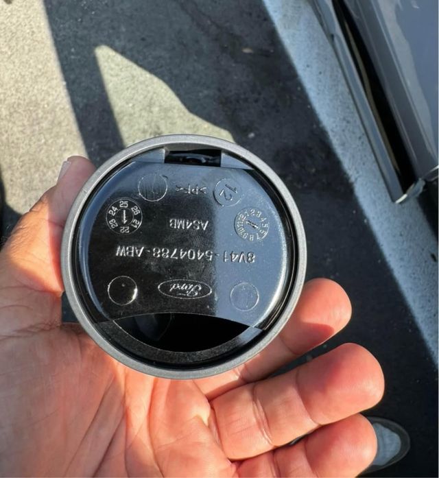 Posacenere Ford: nuovo 2025 