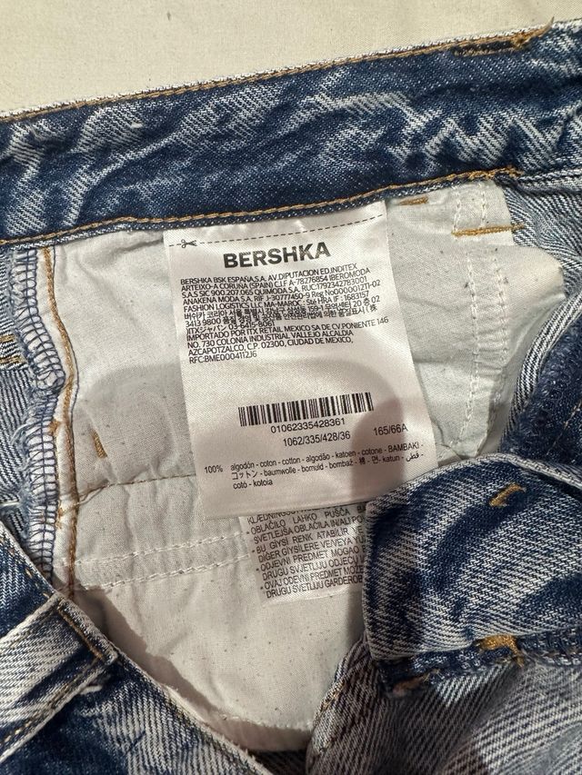 Minifalda vaquera cargo Bershka azul
