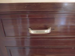 Cassettiera in legno marrone