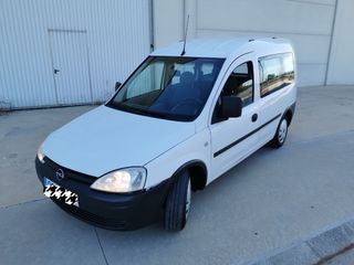 Opel Combo 2004