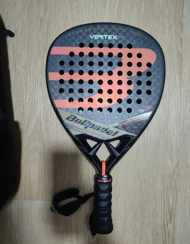 Pack Bullpadel Vertex 03