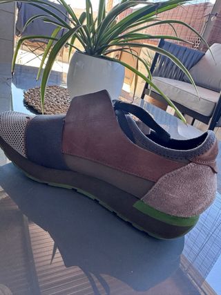 Balenciaga Race Runner

Zapatillas icónicas Balenc