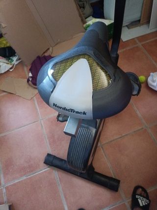 Bicicleta estática NordicTrack