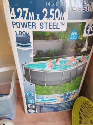 Piscina y depuradora de arena y limpiafondos bestw