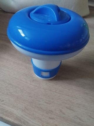 Piscina y depuradora de arena y limpiafondos bestw