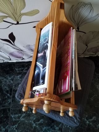 Revistero madera vintage