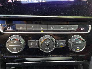 Volkswagen Golf 2.0 TSI GTI