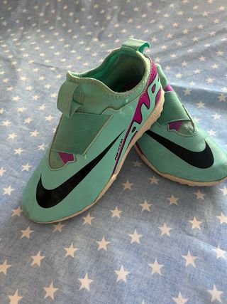 Zapatillas Nike 35,5 turquesa-morado