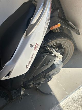 Scooter Agility 125cc - Como nueva
