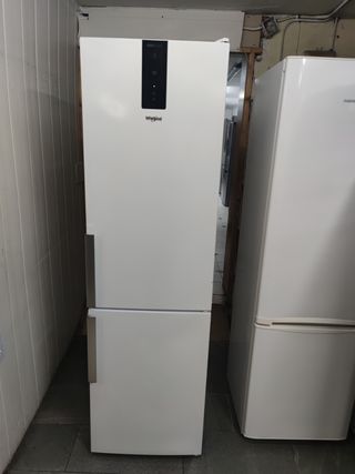 Nevera Whirlpool A++ 200x60cm no Frost con Garanti