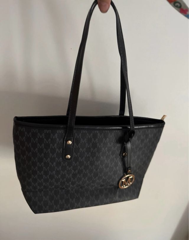 Bolso negro Miker Krosci