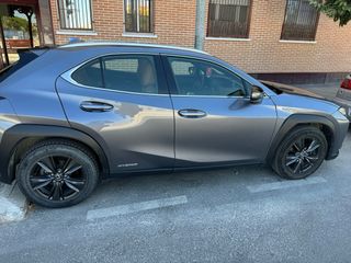 Lexus 250h Luxyry  Ux 2019