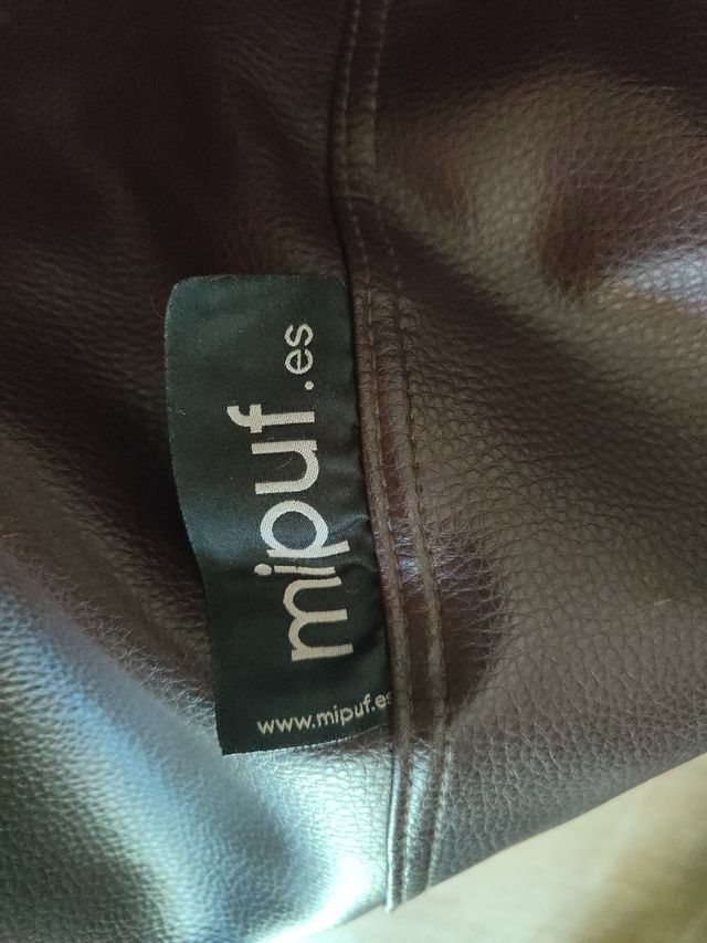 Puff marrón piel sintética XXL