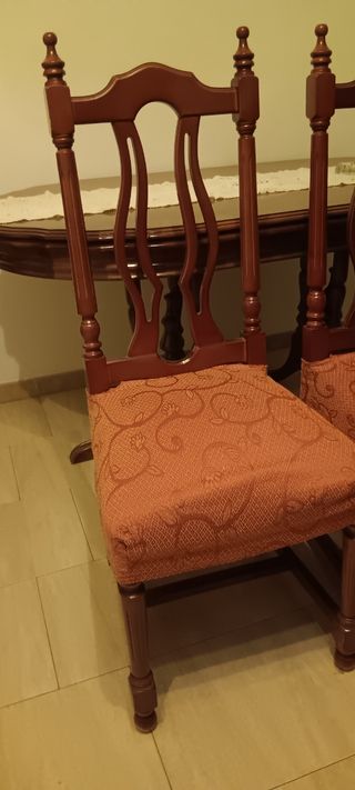 Silla madera estilo clásico