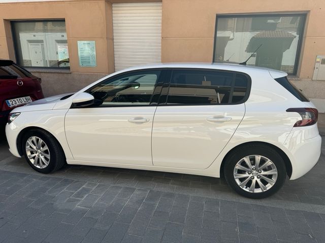 Peugeot 308 2018