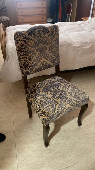 Sillón , sofá y 6 sillas vintage